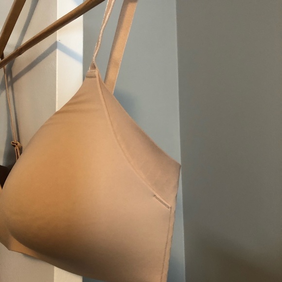 WingWoman Contour Bra - Picture 10 of 11